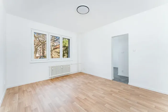 Prodej bytu 3+1, Praha - Malešice, Káranská, 76 m2