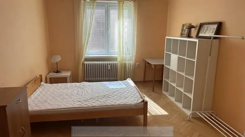 Pronájem pokoje, Praha - Kobylisy, Střelničná, 20 m2