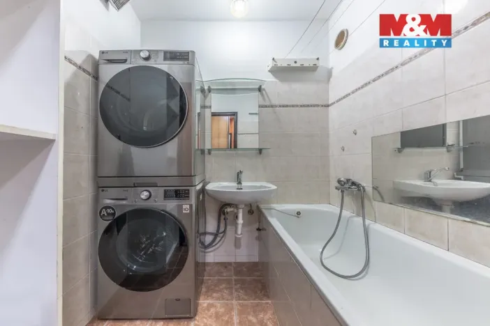 Prodej bytu 2+1, Velké Hamry, 53 m2