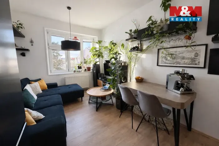 Pronájem bytu 2+kk, Praha - Podolí, Levá, 37 m2