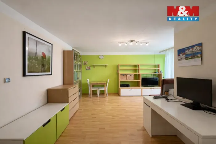 Prodej bytu 2+kk, Praha - Stodůlky, Běhounkova, 38 m2