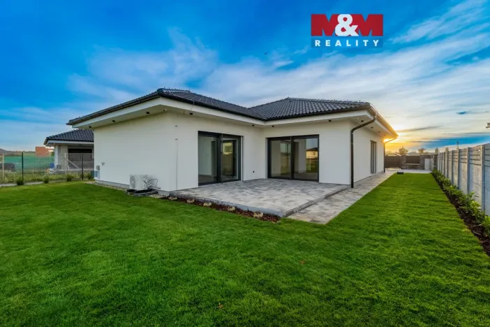 Prodej rodinného domu, Jenštejn, Za zahradami, 153 m2