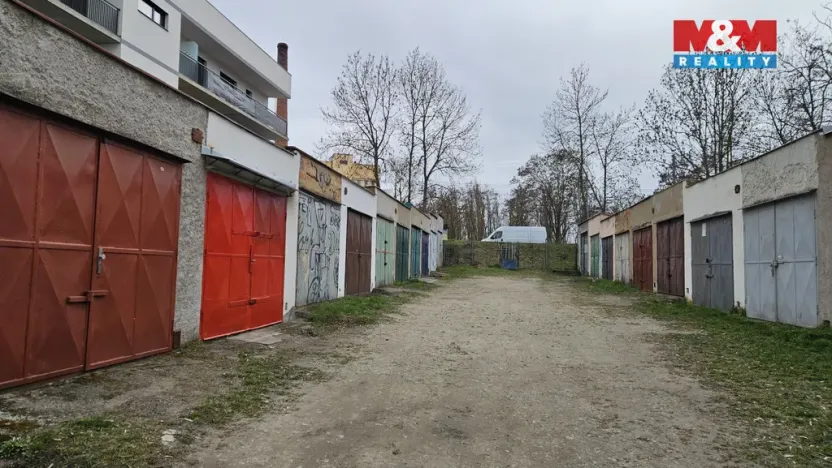 Pronájem garáže, Plzeň, Těšínská, 19 m2