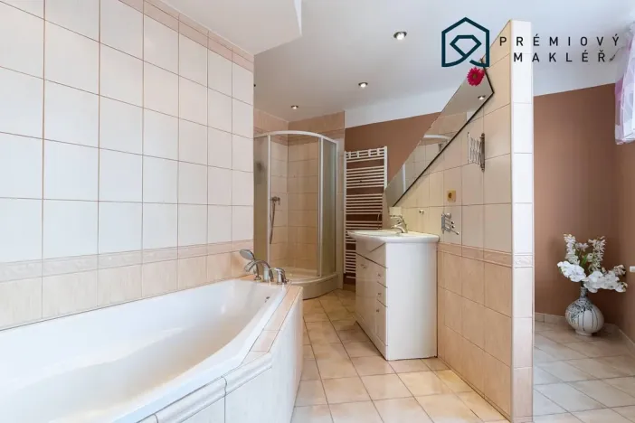 Prodej rodinného domu, Litvínov - Chudeřín, Dukelská, 250 m2