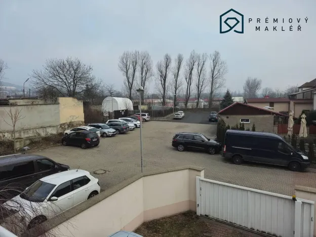 Pronájem kanceláře, Litvínov - Horní Litvínov, Masarykovo nám., 33 m2