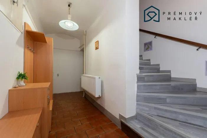 Prodej rodinného domu, Chorušice - Velký Újezd, 200 m2