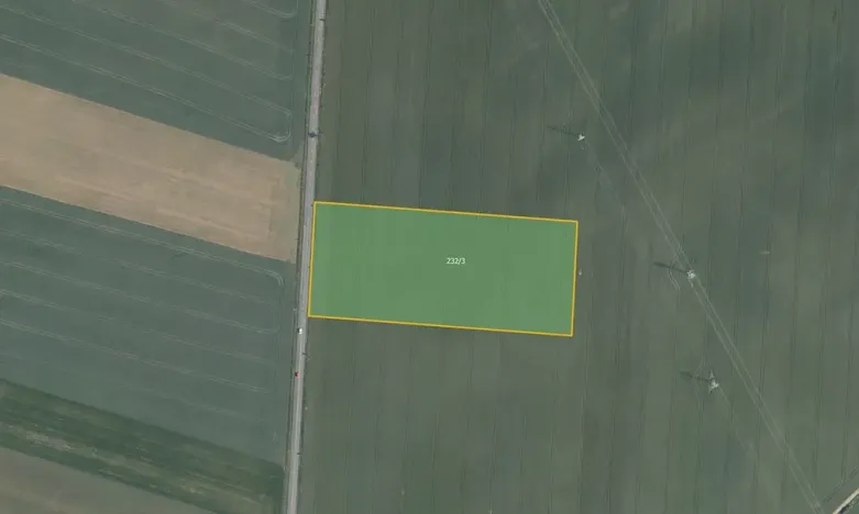 Prodej pole, Znojmo, 21178 m2