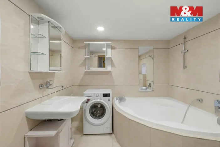 Prodej rodinného domu, Jeneč, Bří. Nováků, 92 m2