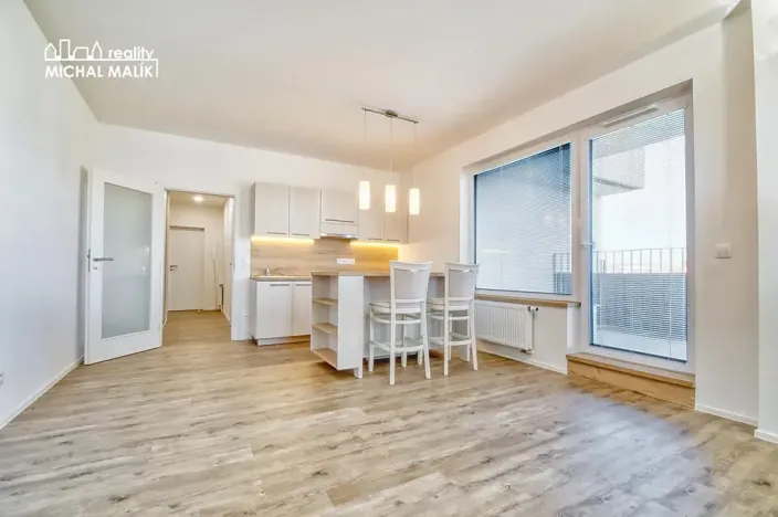 Pronájem bytu 1+kk, Hranice, Pod Nemocnicí, 39 m2