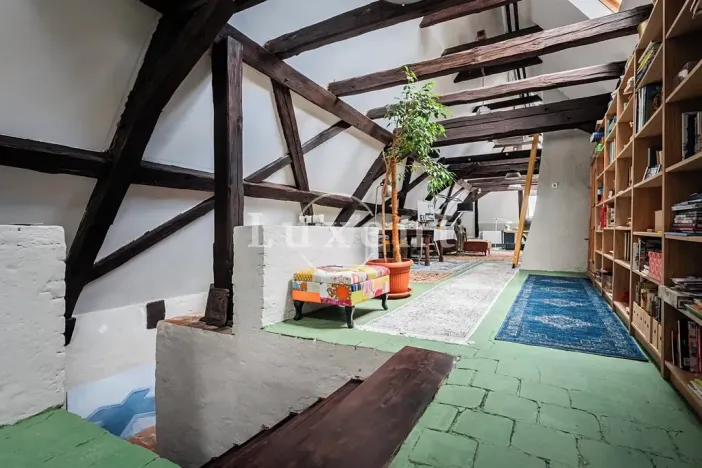 Prodej ubytování, Hluboká nad Vltavou, 1114 m2