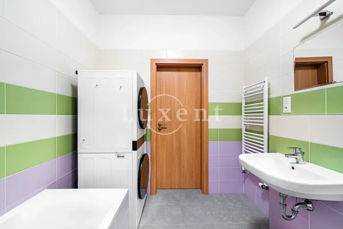 Prodej bytu 2+kk, Praha - Čakovice, Tryskovická, 62 m2