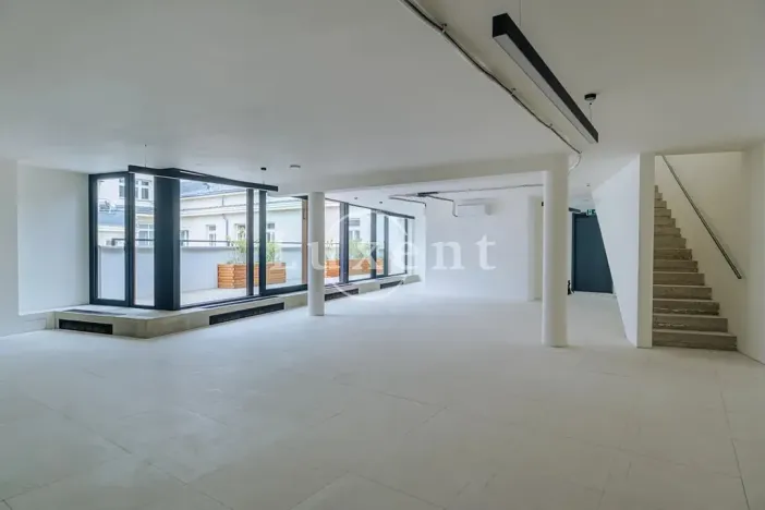 Pronájem kanceláře, Praha - Nové Město, Václavské náměstí, 287 m2