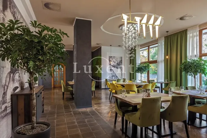 Pronájem kanceláře, Praha - Košíře, Jinonická, 257 m2