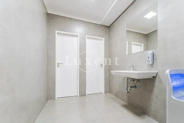 Pronájem kanceláře, Praha - Košíře, Jinonická, 257 m2