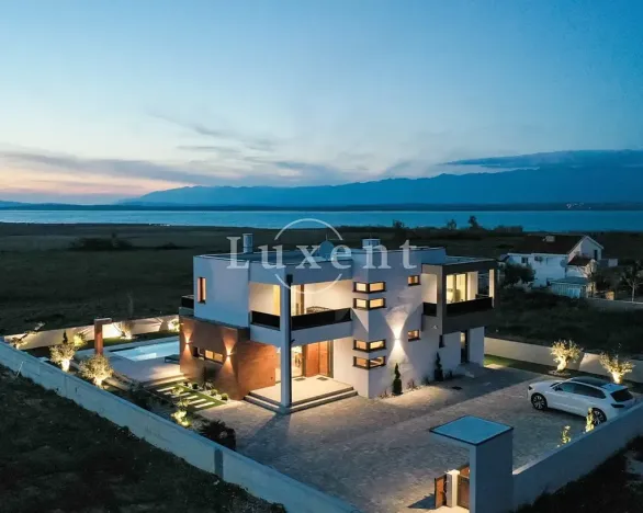 Prodej vily, Privlaka, Chorvatsko, 300 m2