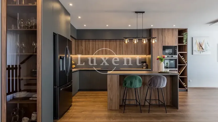 Prodej vily, Split, Chorvatsko, 360 m2