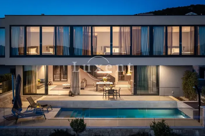 Prodej vily, Šibenik, Chorvatsko, 200 m2