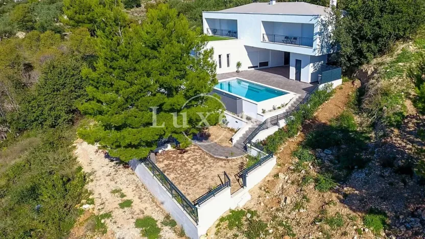 Prodej vily, Omiš, Chorvatsko, 240 m2