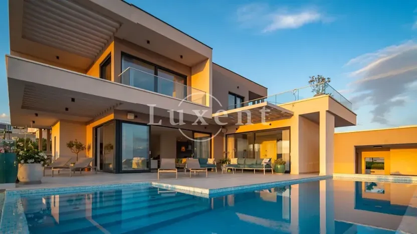 Prodej vily, Primošten, Chorvatsko, 210 m2