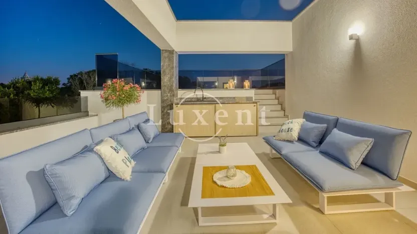 Prodej vily, Zadar, Chorvatsko, 234 m2