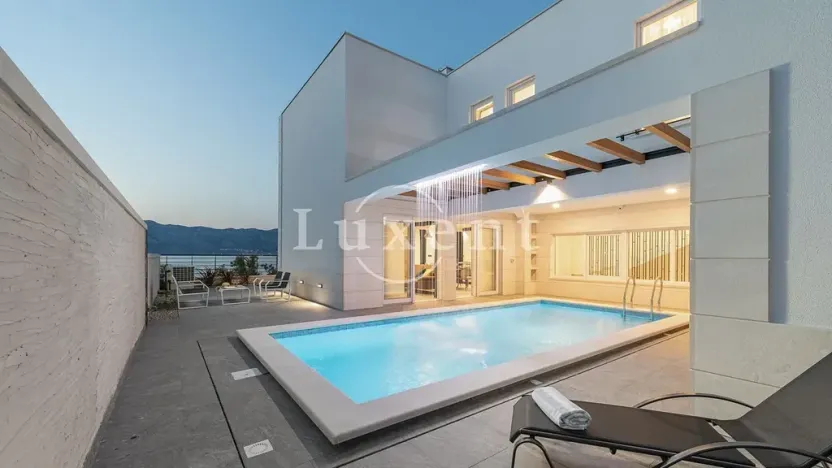 Prodej vily, Bol, Chorvatsko, 304 m2