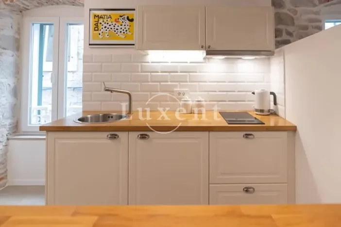 Prodej atypického bytu, Split, Chorvatsko, 77 m2