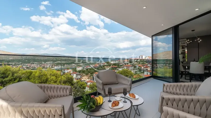 Prodej vily, Trogir, Chorvatsko, 310 m2