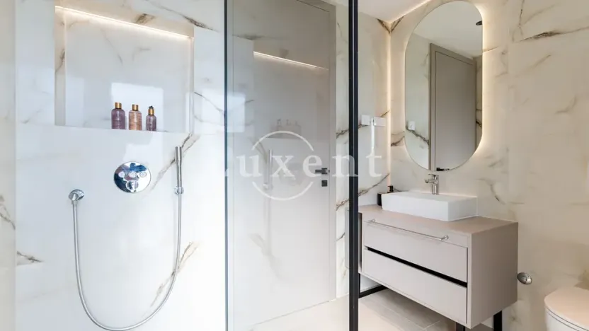 Prodej vily, Murter, Chorvatsko, 550 m2