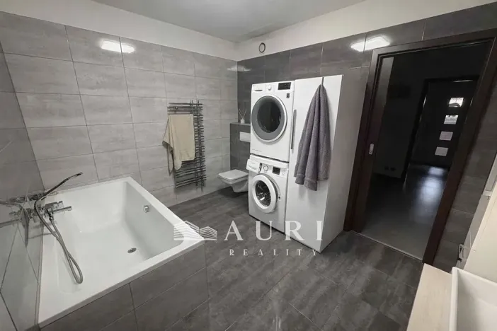 Prodej rodinného domu, Rynholec, Strmá, 112 m2