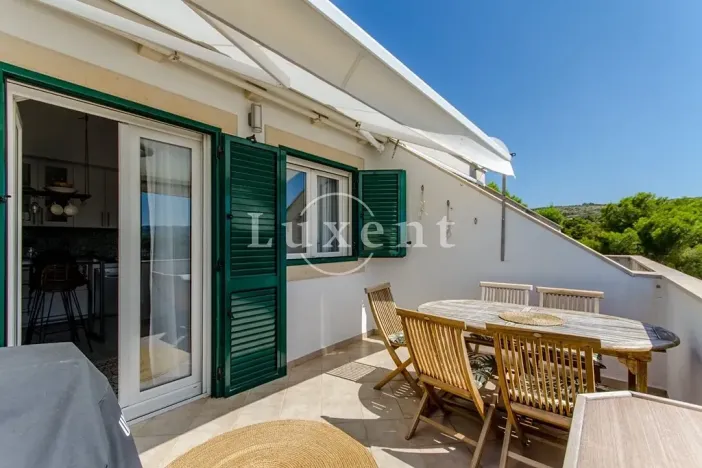 Prodej bytu 3+kk, Milna, Chorvatsko, 64 m2