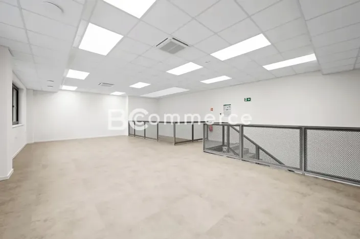 Pronájem skladu, Brno, Svatopetrská, 203 m2