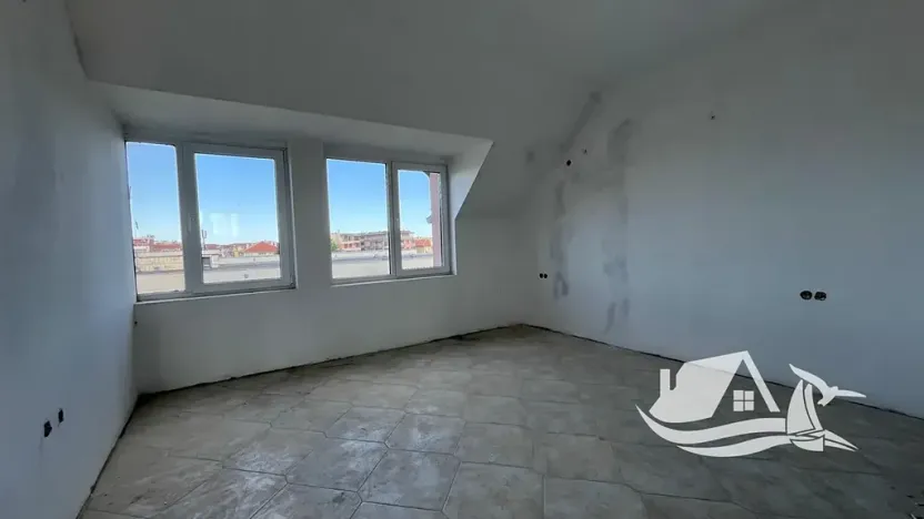 Prodej bytu 6+kk a větší, Pomorie, Bulharsko, 176 m2