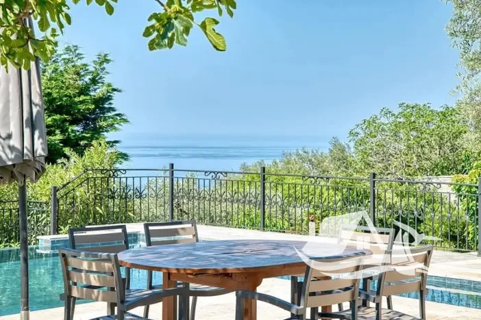 Prodej vily, Rijeka Reževići, Černá Hora, 400 m2