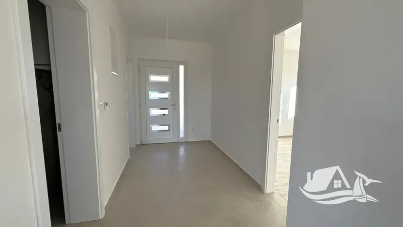 Prodej bytu 4+kk, Tribunj, Chorvatsko, 95 m2