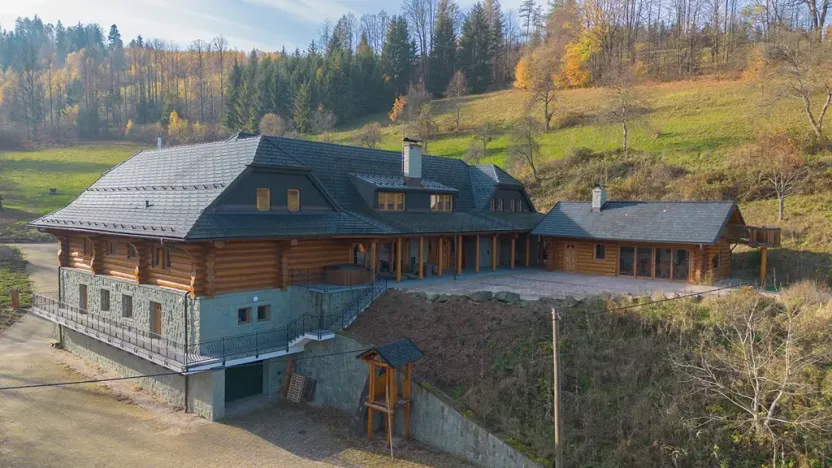 Prodej rodinného domu, Dolní Lomná, 1559 m2