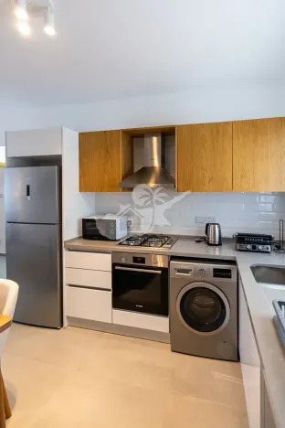 Prodej bytu 2+1, Agios Amvrosios Keryneias, Kypr, 78 m2