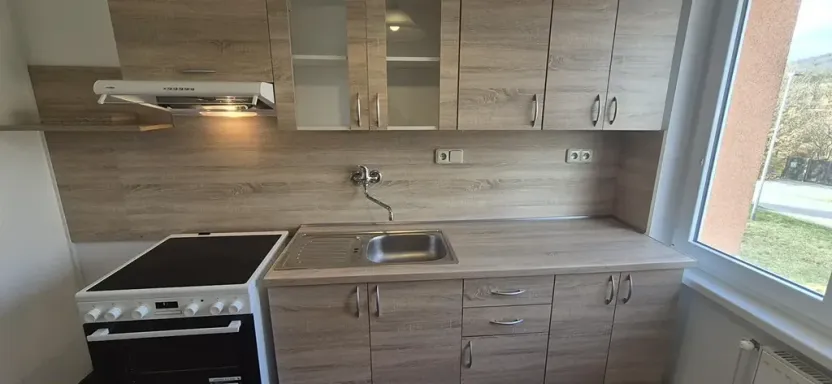 Pronájem bytu 3+1, Stružnice, 61 m2