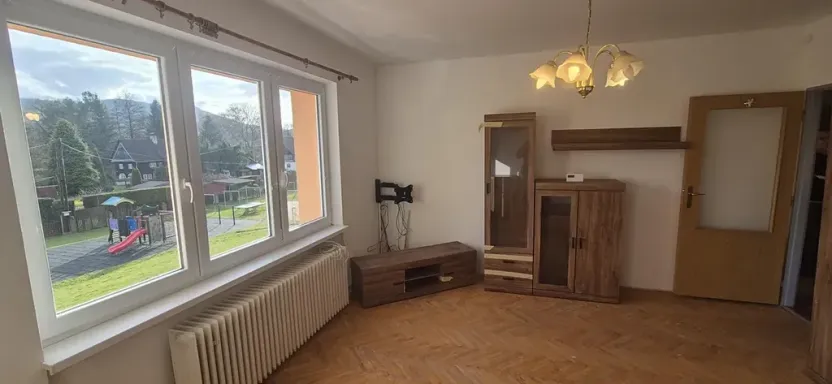 Pronájem bytu 3+1, Stružnice, 61 m2