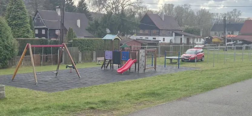 Pronájem bytu 3+1, Stružnice, 61 m2