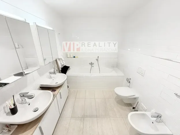 Pronájem bytu 2+kk, Brno, Spáčilova, 82 m2