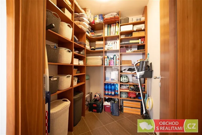 Prodej bytu 3+kk, Praha, Studnická, 93 m2