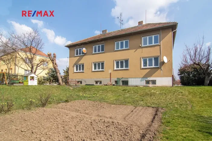 Pronájem bytu 2+1, Břeclav, nábř. Komenského, 57 m2