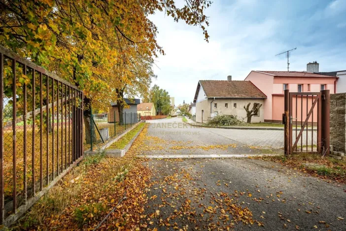 Prodej komerčního pozemku, Veselí nad Lužnicí - Veselí nad Lužnicí I, Sokolská, 20365 m2