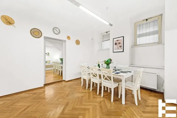 Prodej bytu 2+kk, Praha - Vinohrady, Americká, 76 m2