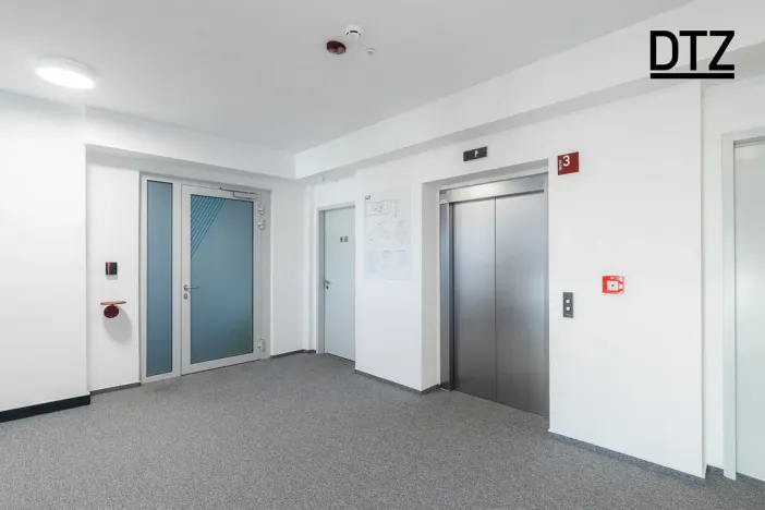 Pronájem kanceláře, Liberec - Liberec II-Nové Město, Chrastavská, 37 m2