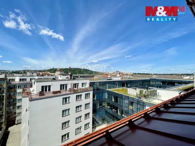 Pronájem obchodního prostoru, Praha - Nové Město, Karlovo náměstí, 18 m2