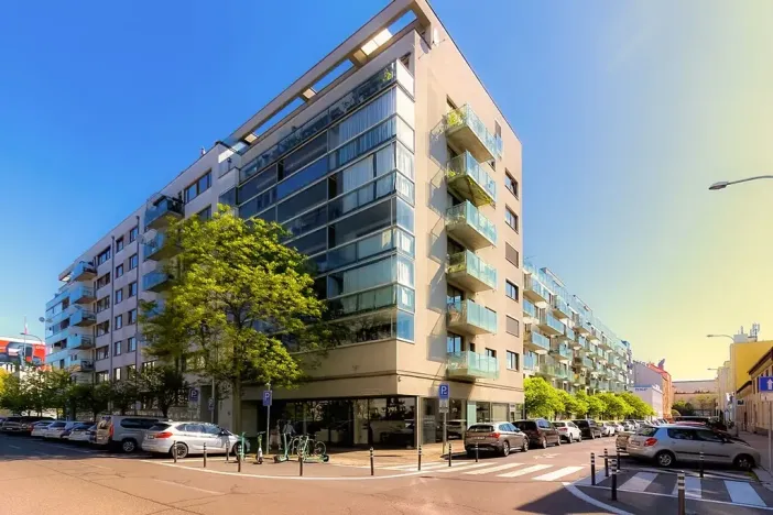 Pronájem - jiné, Praha - Holešovice, Osadní, 2 m2