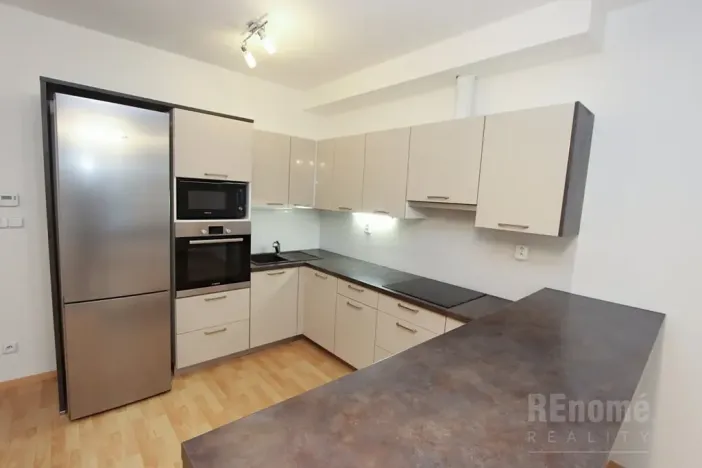 Pronájem bytu 2+kk, Praha - Kunratice, Pod Haltýřem, 60 m2