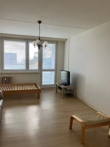 Pronájem bytu 3+1, Praha - Kobylisy, Libišská, 75 m2