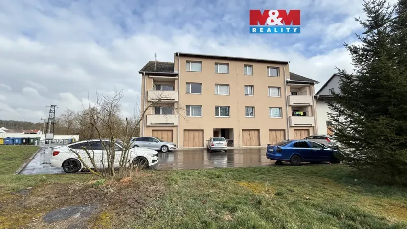 Prodej bytu 3+1, Dobev - Stará Dobev, 73 m2